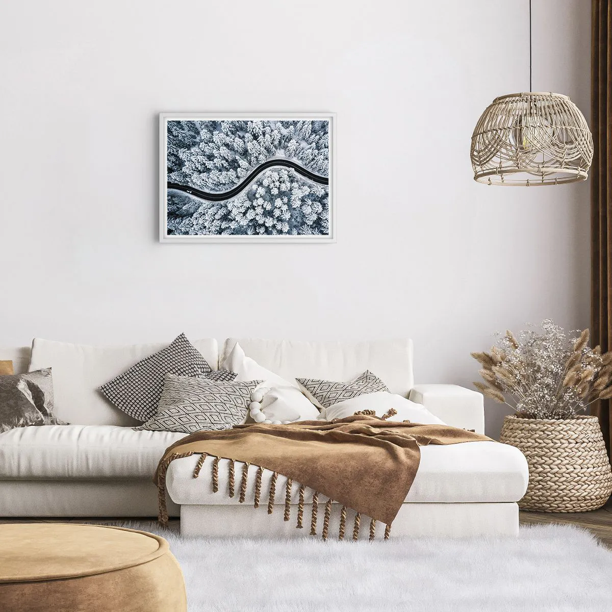 Poster în ramă albă - Prin pădurea de iarnă - 70x50 cm