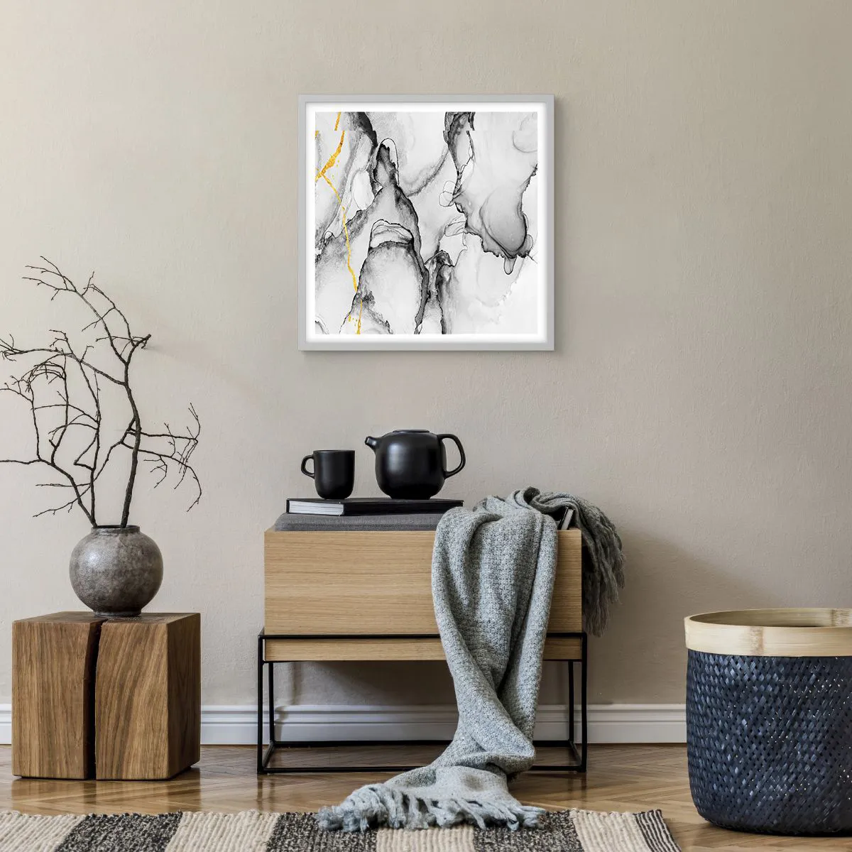 Affisch i vit ram - Komposition med guldmotiv - 50x50 cm