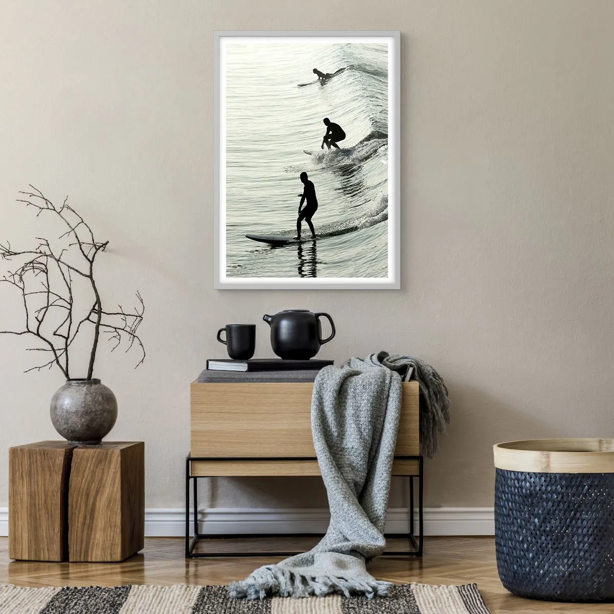 Poster in einem weißen Rahmen - Gegen die Welle - 50x70 cm