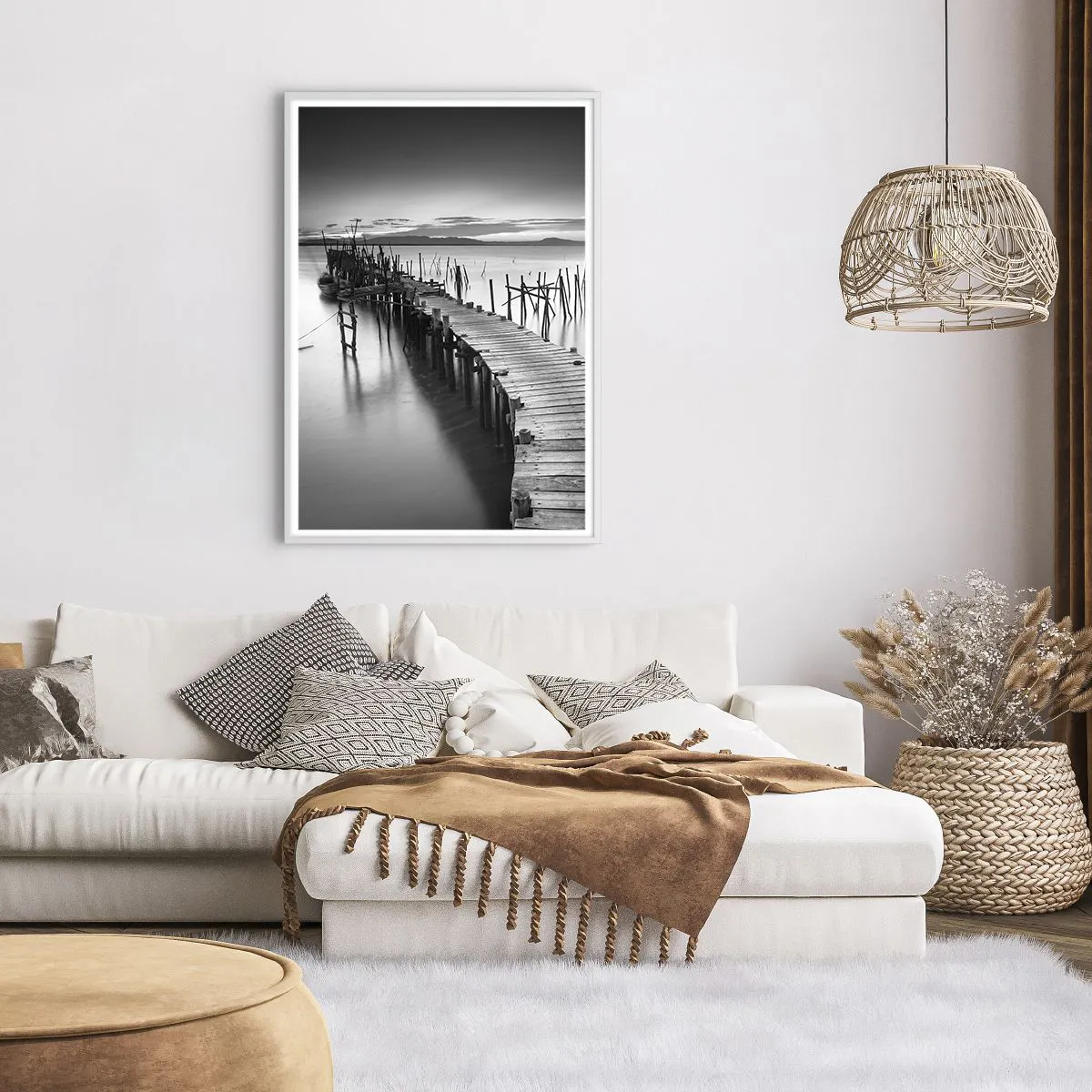 Poster in een witte lijst - De rust van een vergeten kust - 70x100 cm