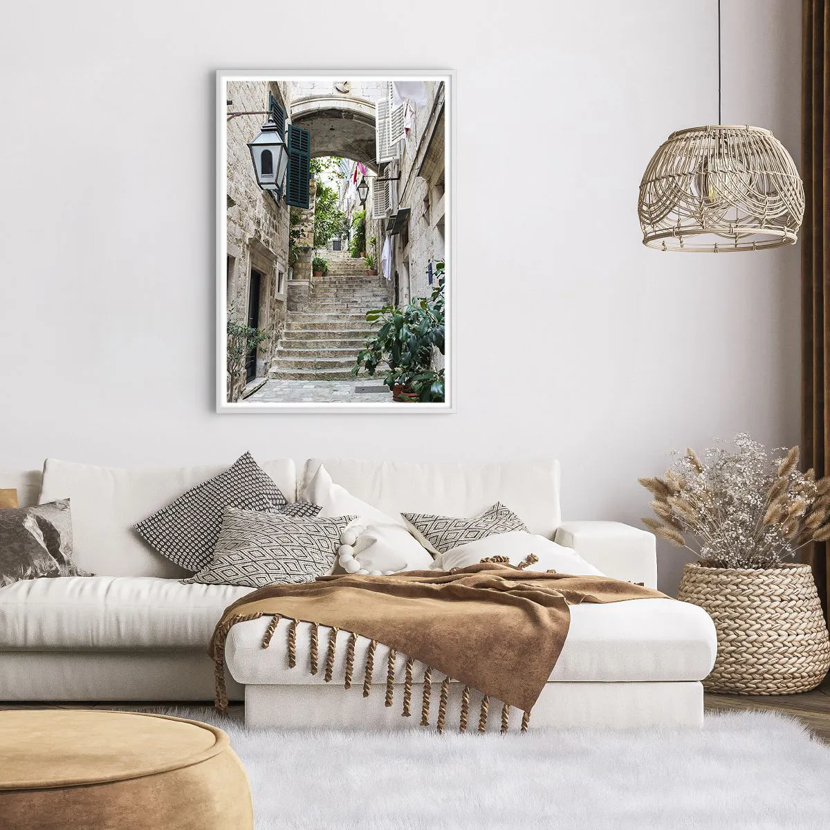 Poster in einem weißen Rahmen - Eine bezaubernde Gasse - 70x100 cm