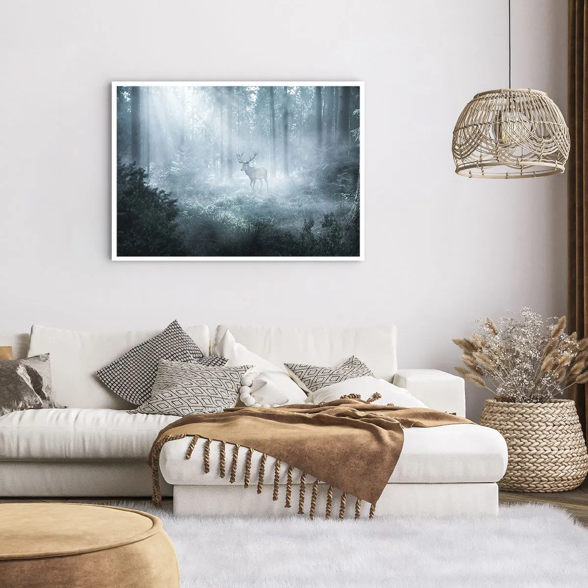 Affiche - Poster - Un cerf dans une forêt dense enveloppée de brume matinale - 100x70cm - Visite matinale du domaine - Décoration murale moderne pour le salon et la chambre ARTTOR