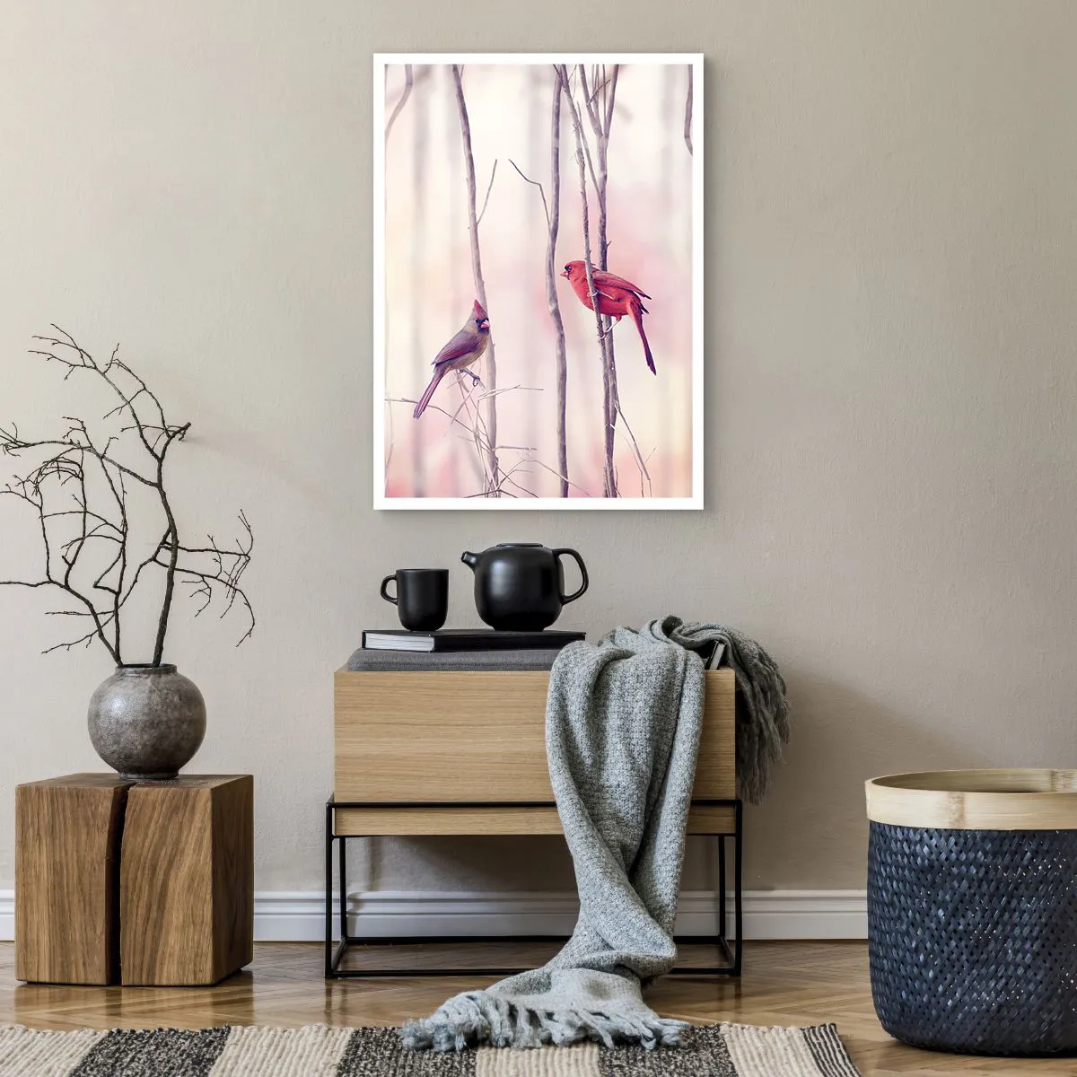 Plakat - Para kardynałów na tle delikatnych gałęzi - 50x70cm - Opowieść różowego lasu - Nowoczesna dekoracja ścienna do salonu, kuchni i sypialni ARTTOR