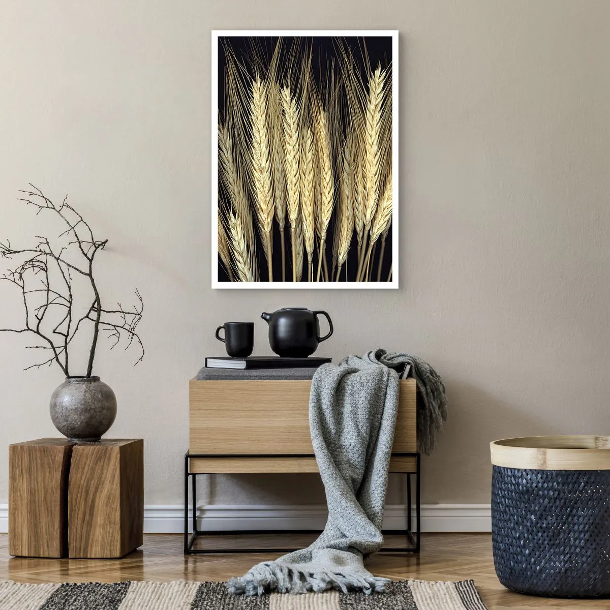 Poster - Nahaufnahme von Weizenähren vor schwarzem Hintergrund - 50x70cm - Rustikale Magie - Moderne Wanddekoration für Wohnzimmer und Schlafzimmer ARTTOR