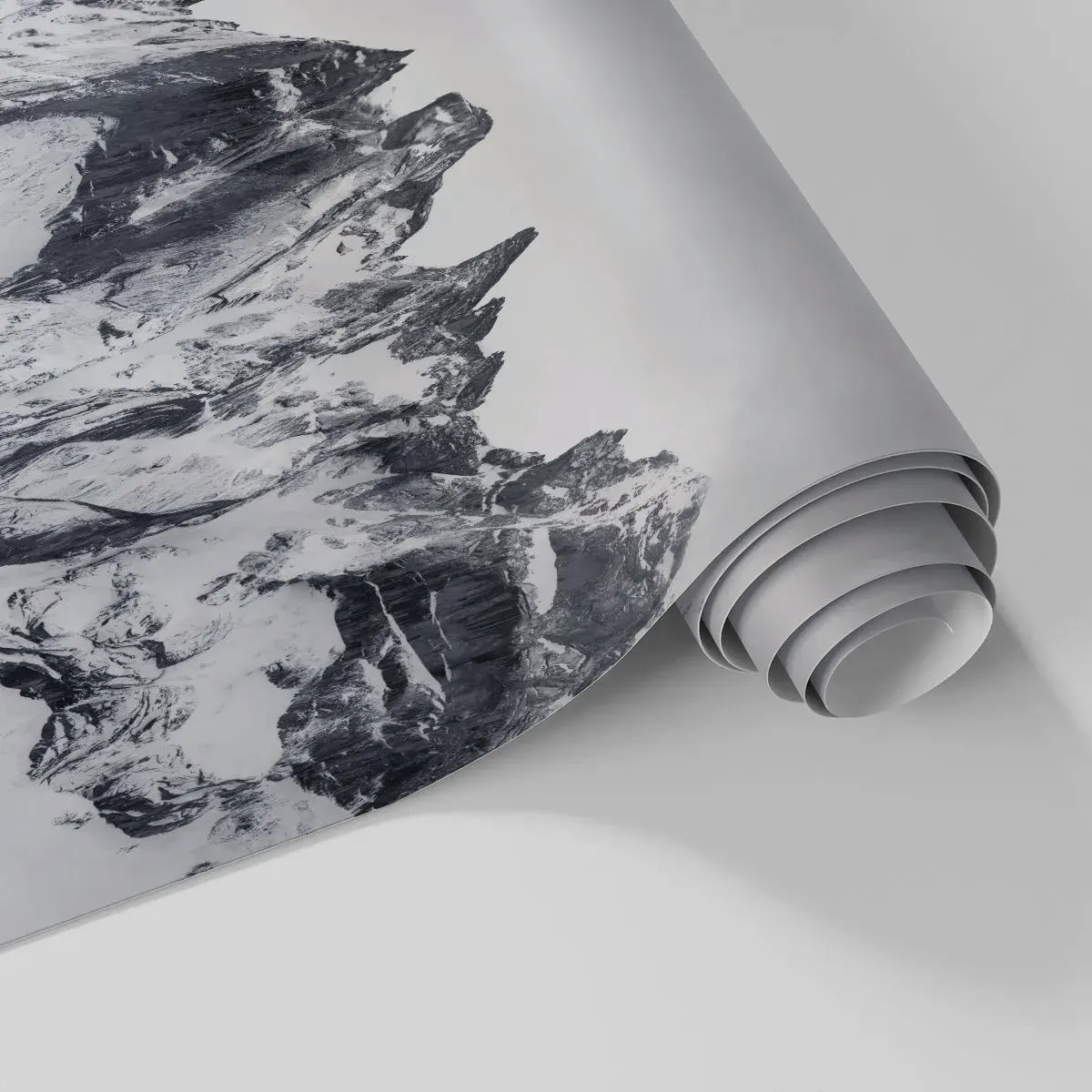 Tapet Autoadeziv Deluxe Sticker - Amenințarea crestei de granit - Peisaj, Munţi, Alpi - 100x70 cm