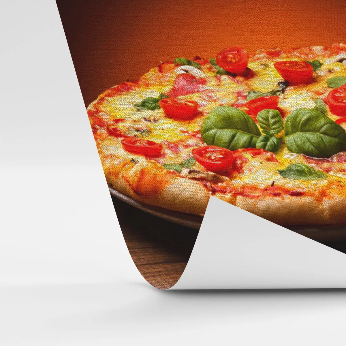 Papier Peint Photo Premium Canvas - Pizza aux tomates et au basilic sur une table en bois - 100x70cm - Mamma mia! - Décoration murale moderne pour le salon et la chambre ARTTOR