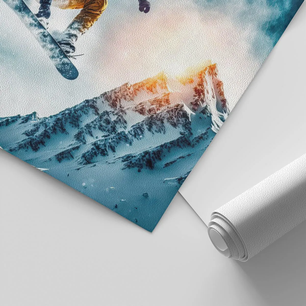 Papier Peint Photo Premium Sand - Un snowboarder survole des montagnes enneigées - 100x70cm - Des émotions extrêmes - Décoration murale moderne pour le salon et la chambre ARTTOR