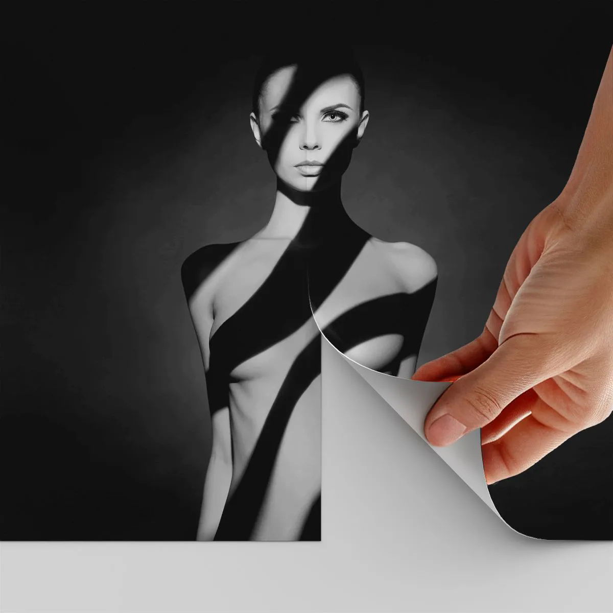 Fotomurali Autoadesivo Deluxe Sticker - Luci e ombre - Donna, Corpo, Pezzo - 450x315 cm